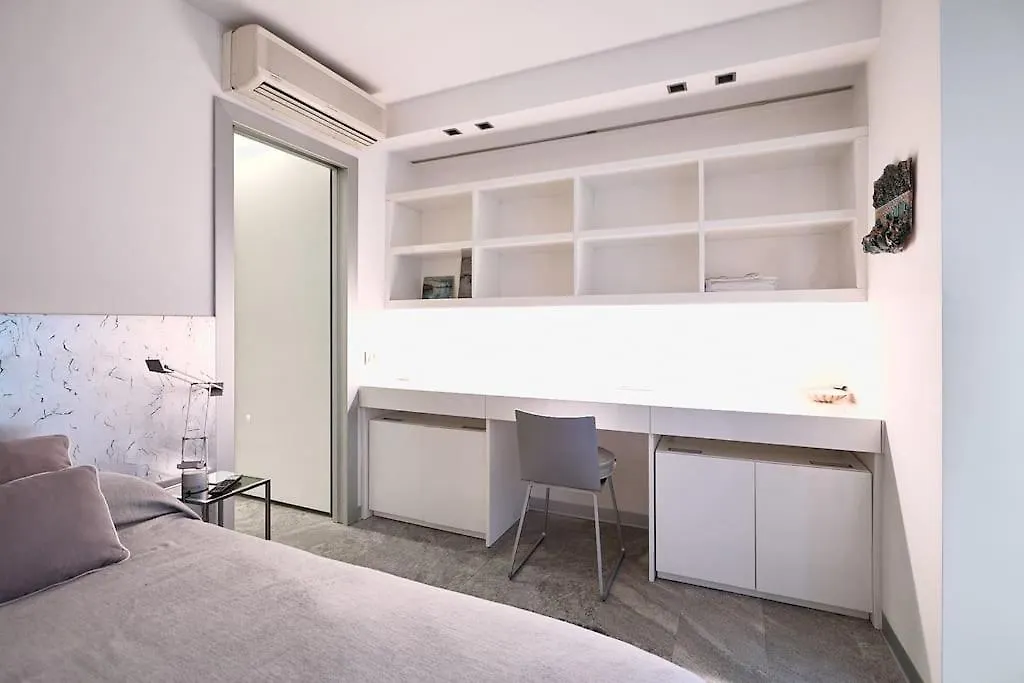 Fioravanti Suite Milan 0*,  Italy
