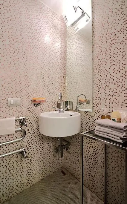 Fioravanti Suite Milan 0*,  Italy