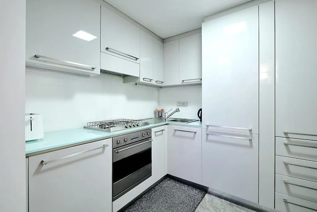 Apartment Fioravanti Suite Milan